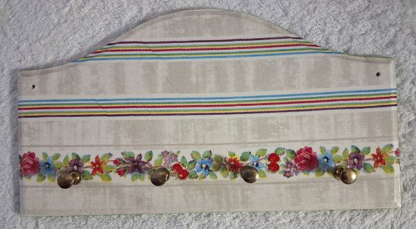 Porta Chaves M - Floral Listras