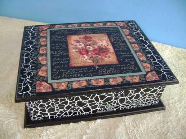 Porta Jóias e Anel 9 Div. (Craquele Preto)