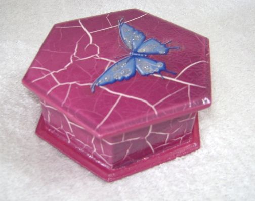 Porta Jóias Sextavada P (Craquele Rosa c/ Borboleta Azul)