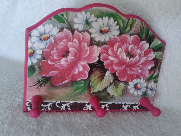 Porta Toalhas 3 Pinos (Pink c/ Crisântemos e Margaridas)