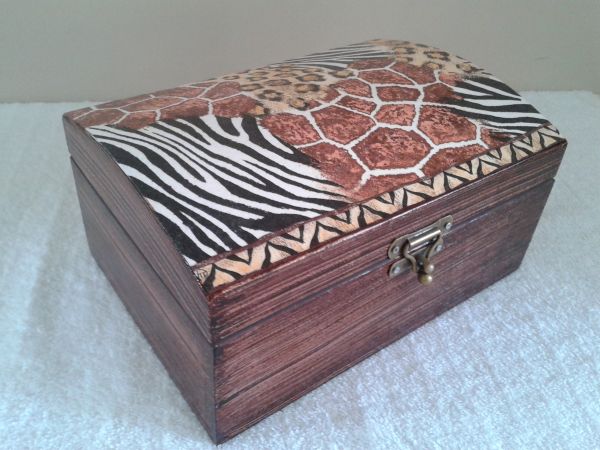 Baú G (Decoupage Peles) Marrom
