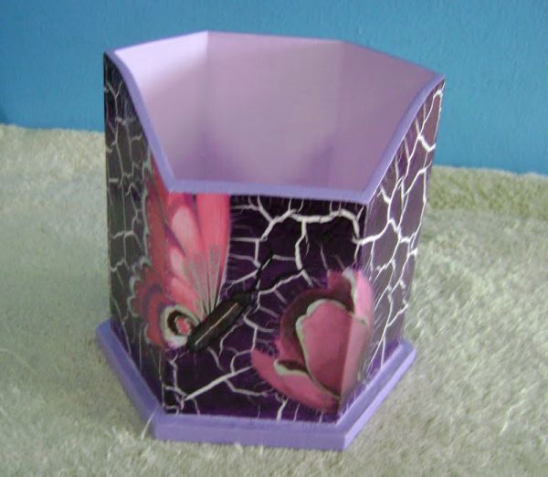 Porta Escovas Sextavado (Craquele Lilás)
